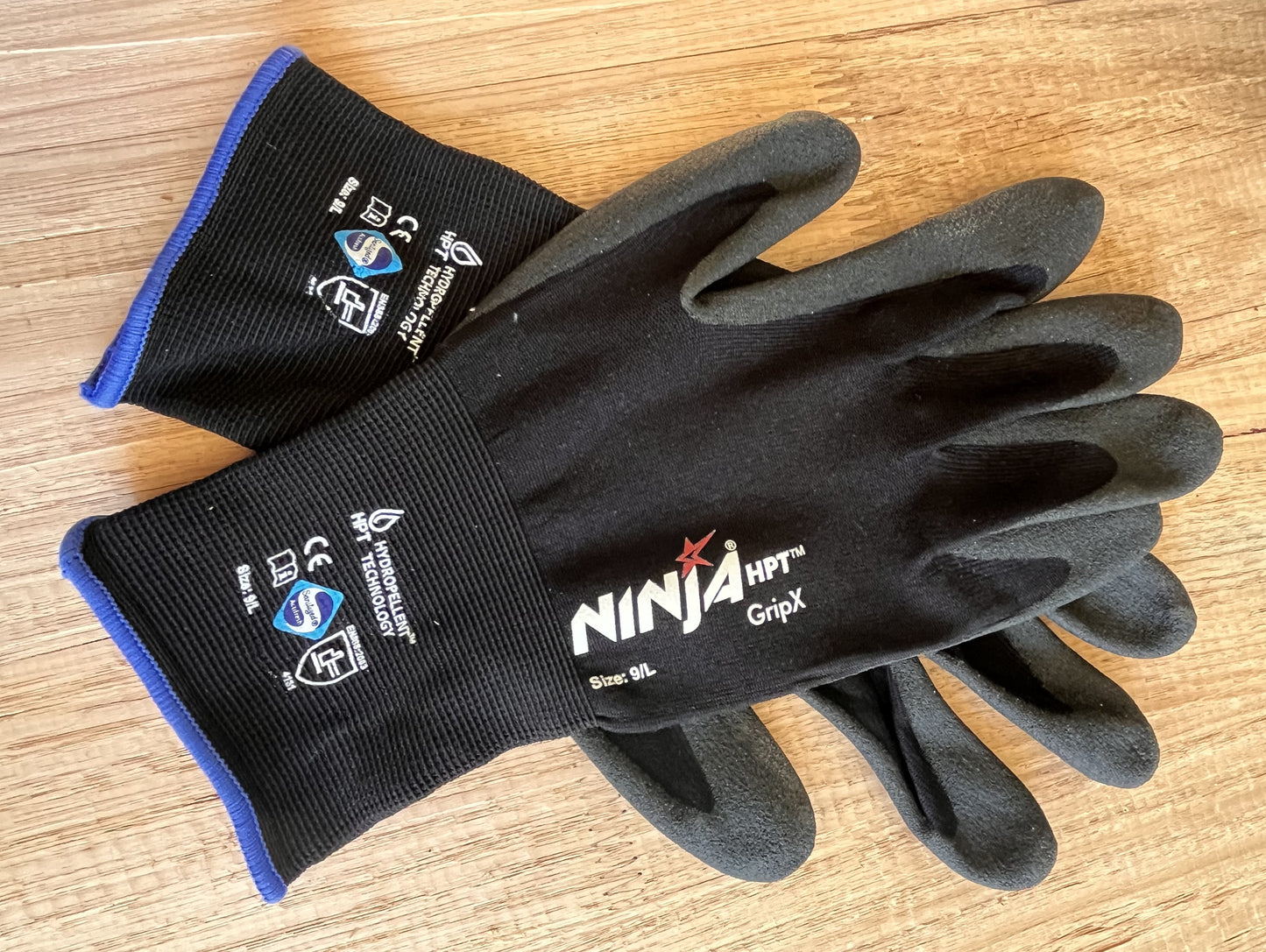 The Garden Love Gloves - The must-have gardening aid