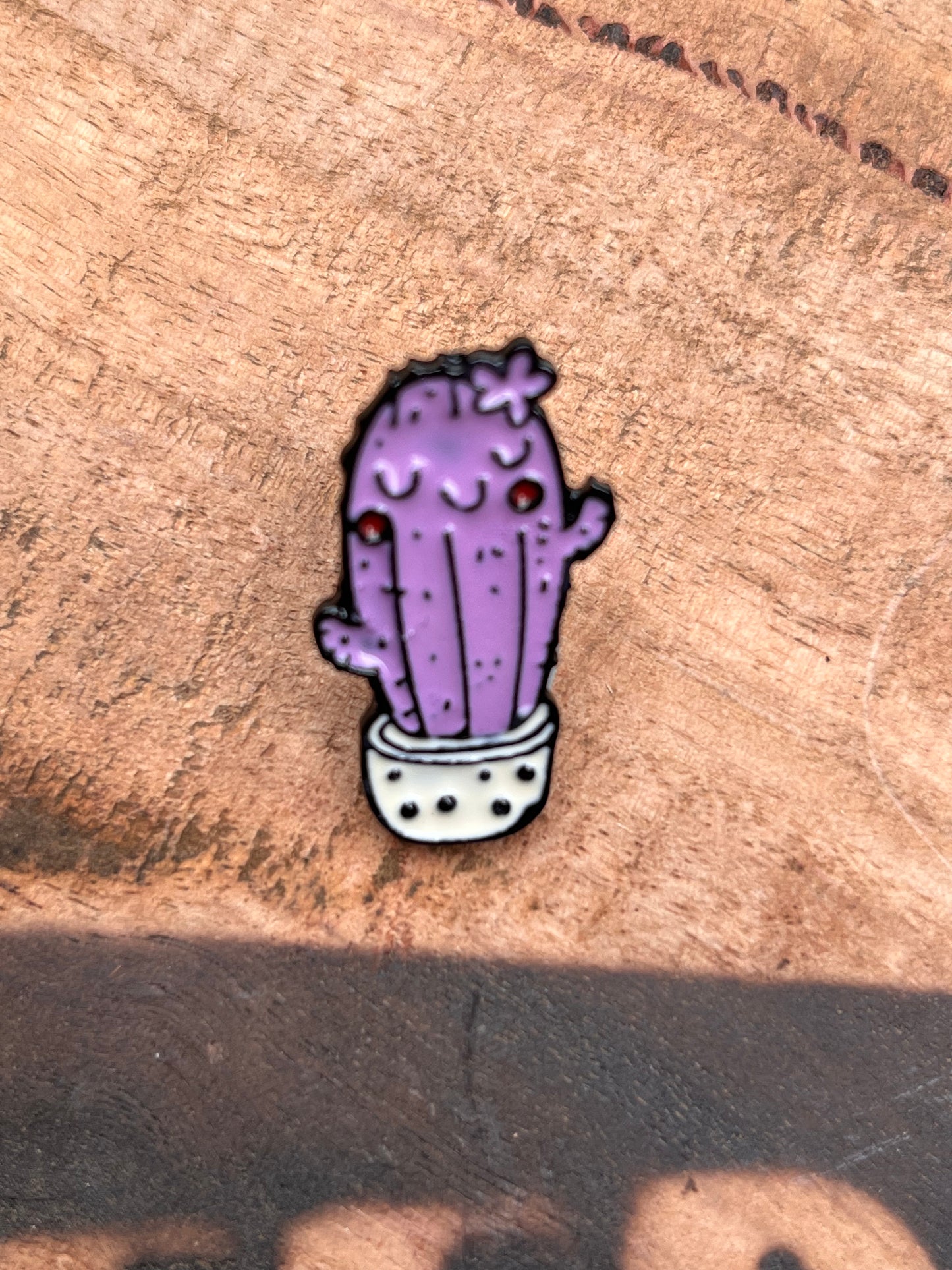Happy Purple Cactus Enamel Pin ππ΅